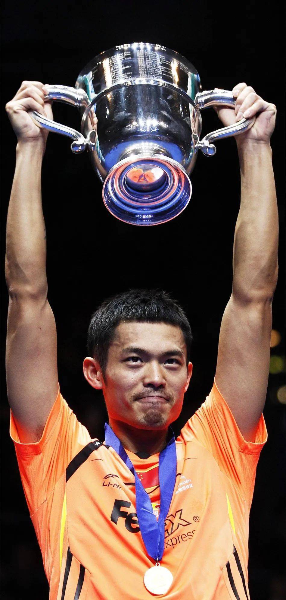 包含震撼!林丹在赛车赛场挺进决赛!的词条