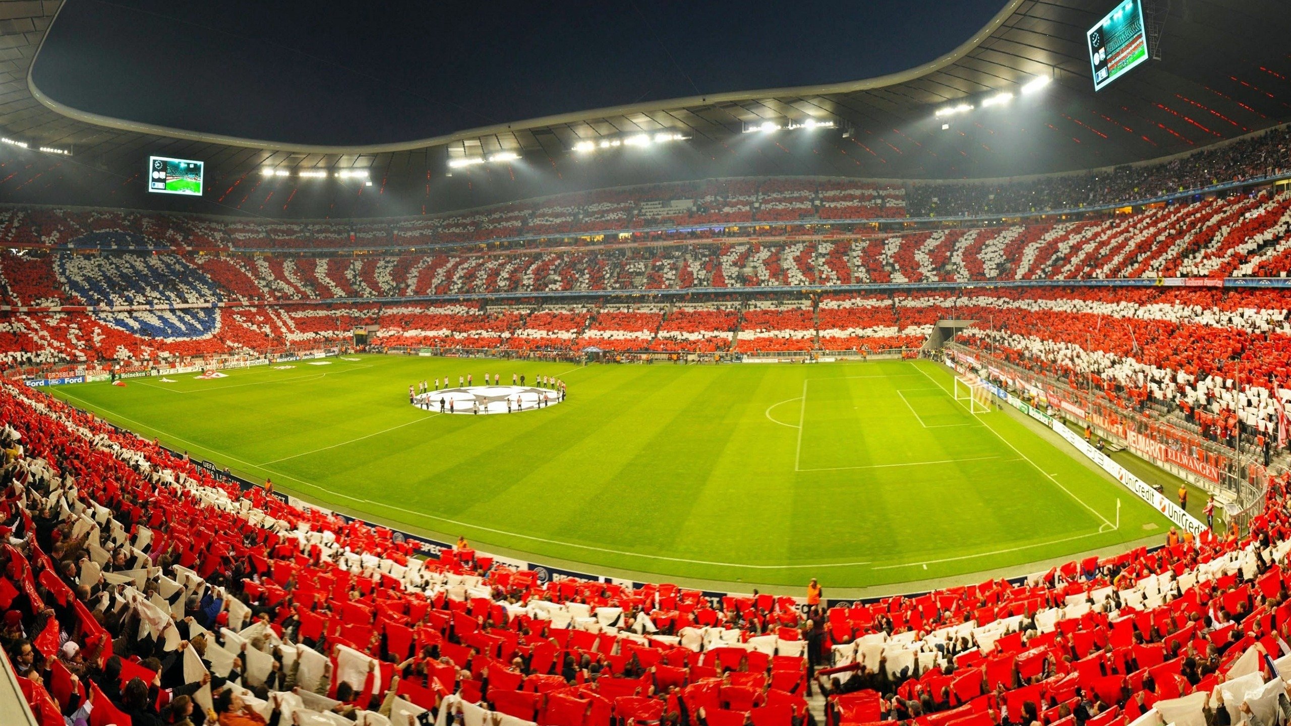 姆巴佩意外战胜加拿大队，重返赛场引爆全场！比赛高潮迭起