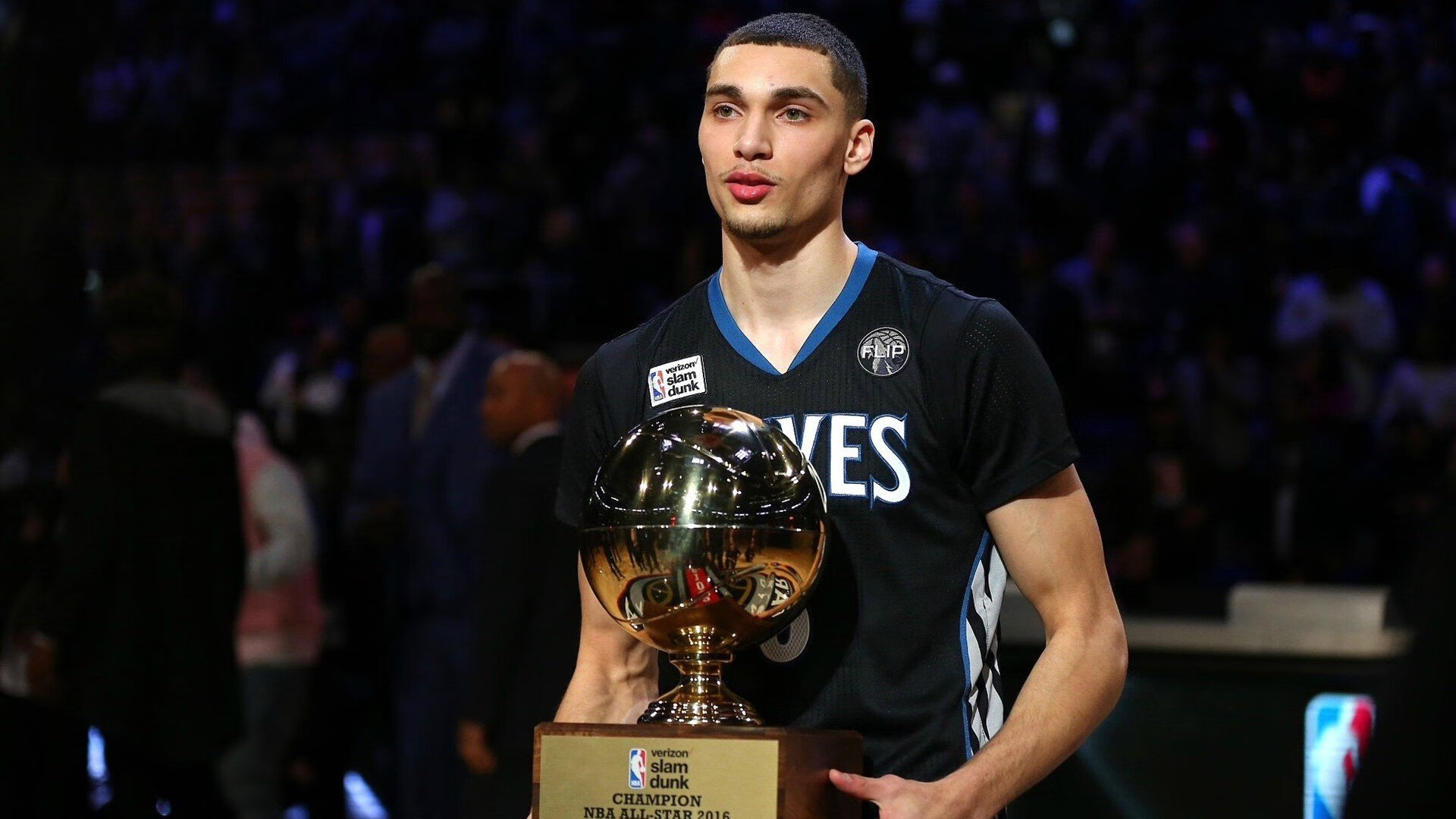 莎拉波娃赛事官方发布回归赛场新规,FPX争议不断!